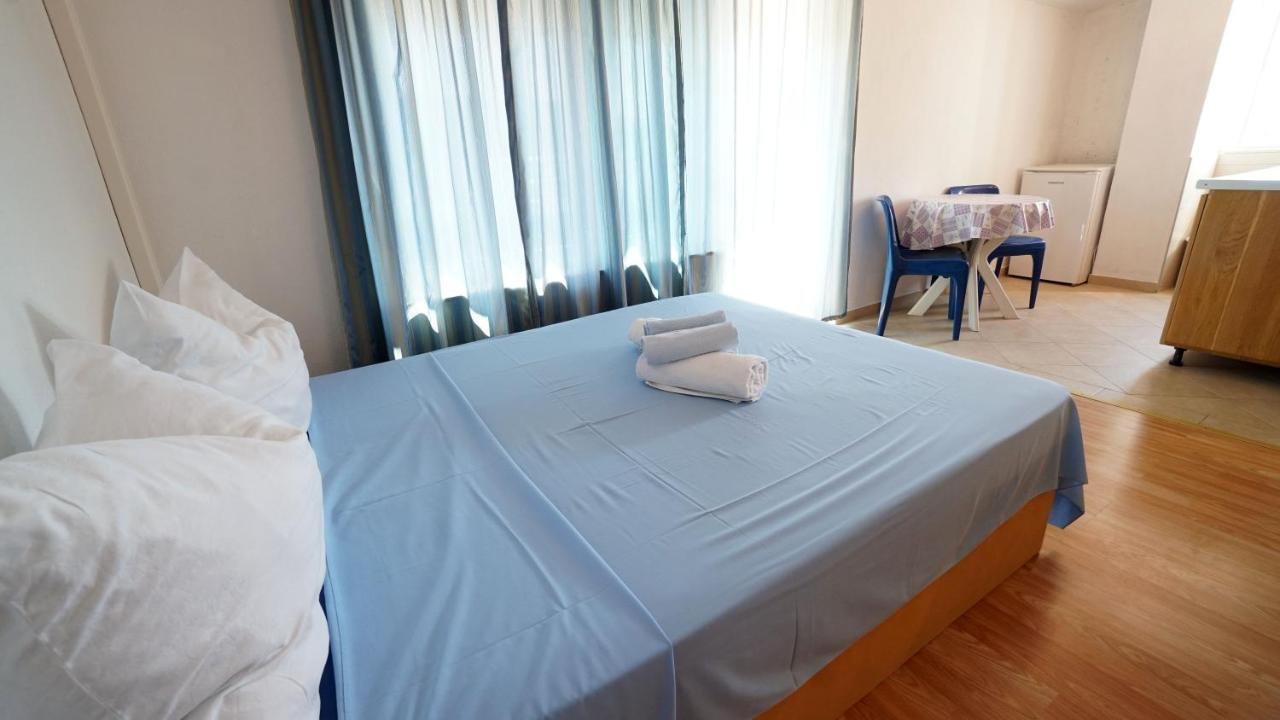 Guest House Sandra Tisno Exteriér fotografie